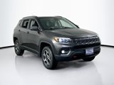 Used 2022 Jeep Compass Trailhawk w/ Trailhawk Elite Group image 3