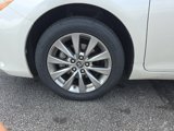 Used 2016 Toyota Camry SE image 4
