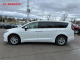 Used 2023 Chrysler Pacifica Touring-L image 2