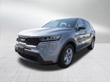 Used 2023 Kia Sorento LX image 4