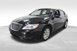 Used 2014 Chrysler 200 LX image 2