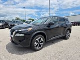 Used 2023 Nissan Rogue SV image 3