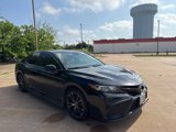 Used 2021 Toyota Camry SE image 3