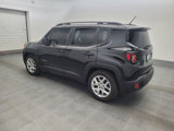 Used 2017 Jeep Renegade Latitude image 3