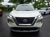 Used 2022 Nissan Rogue SV image 2