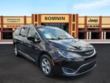 Used 2017 Chrysler Pacifica Touring-L Plus image 2