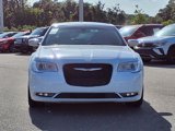 Used 2019 Chrysler 300 Limited image 2