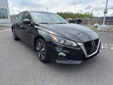 Certified 2021 Nissan Altima 2.5 SV w/ SV Premium Package image 3