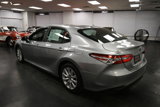 Used 2020 Toyota Camry LE image 5