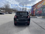 Used 2023 Jeep Renegade Latitude image 4