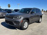 New 2025 Jeep Grand Cherokee Laredo image 2