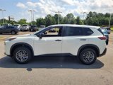 Used 2023 Nissan Rogue S image 5