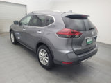 Used 2019 Nissan Rogue SV image 3