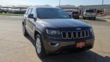 Used 2021 Jeep Grand Cherokee Laredo image 2