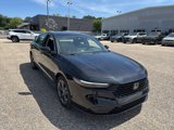 Used 2023 Honda Accord EX-L image 2