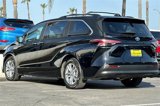 Used 2022 Toyota Sienna XLE image 6
