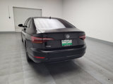 Used 2019 Volkswagen Jetta SE image 6