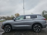 Used 2022 Mitsubishi Outlander SEL image 2
