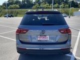 Used 2022 Volkswagen Tiguan SE image 4