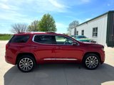 Used 2022 GMC Acadia Denali w/ Denali Technology Package image 6
