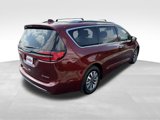 Used 2021 Chrysler Pacifica Touring-L image 5