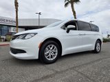 Used 2022 Chrysler Voyager LX image 2