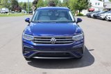 Used 2024 Volkswagen Tiguan SE image 2