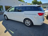 Used 2017 Kia Sedona LX w/ LX Essentials Premium Package image 3