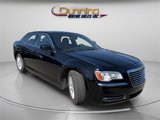 Used 2014 Chrysler 300 image 4