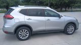 Used 2017 Nissan Rogue SV image 5