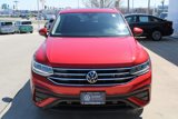 Certified 2022 Volkswagen Tiguan SE w/ Panoramic Sunroof Package image 2