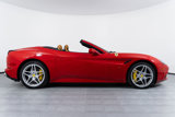 Used 2016 Ferrari California T image 3
