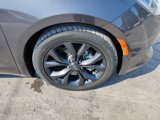 Used 2019 Chrysler Pacifica Touring-L Plus w/ Advanced Safetytec Group image 3
