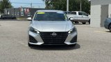 Used 2023 Nissan Altima 2.5 SV image 2