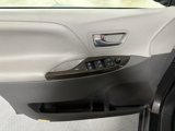 Used 2016 Toyota Sienna XLE Premium image 6