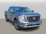Used 2021 Nissan Titan SV image 2