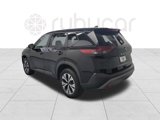 Used 2023 Nissan Rogue SV image 3