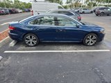 Used 2020 Volkswagen Passat 2.0T SEL image 2