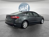 Used 2015 Ford Fusion SE image 3