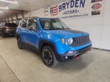 Used 2015 Jeep Renegade Trailhawk image 2