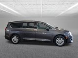 Used 2019 Chrysler Pacifica Touring-L image 5