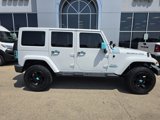 Used 2017 Jeep Wrangler Unlimited Rubicon w/ Connectivity Group image 2