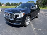 Used 2023 GMC Terrain Denali w/ Denali Premium Package image 3