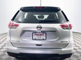 Used 2016 Nissan Rogue SV image 5