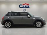 Used 2017 MINI Cooper S image 2