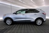 Used 2022 Ford Edge SEL image 3