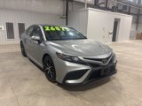 Used 2022 Toyota Camry SE image 2