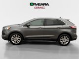 Used 2022 Ford Edge Titanium image 2