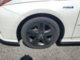 Used 2017 Toyota Prius Three Touring image 2