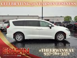 Used 2023 Chrysler Voyager LX image 2